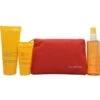 Clarins Sun Protection Essentials Confezione Regalo 75ml Crema Solare Anti Rughe UVB30 + 150ml Olio Solare Protettivo Spray UVB30 + 200ml Crema Ultra Idratante Doposole + Borsa Da Viaggio -Bellezza Sconto 224032