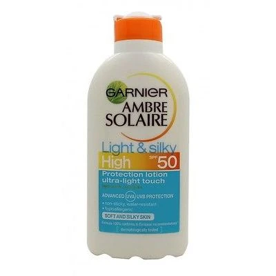 Garnier - Ambre Solaire Light & Silky - Lozione Solare Protettiva 200 Ml - SPF50 3 Garnier - Ambre Solaire Light & Silky - Lozione Solare Protettiva 200 Ml - SPF50